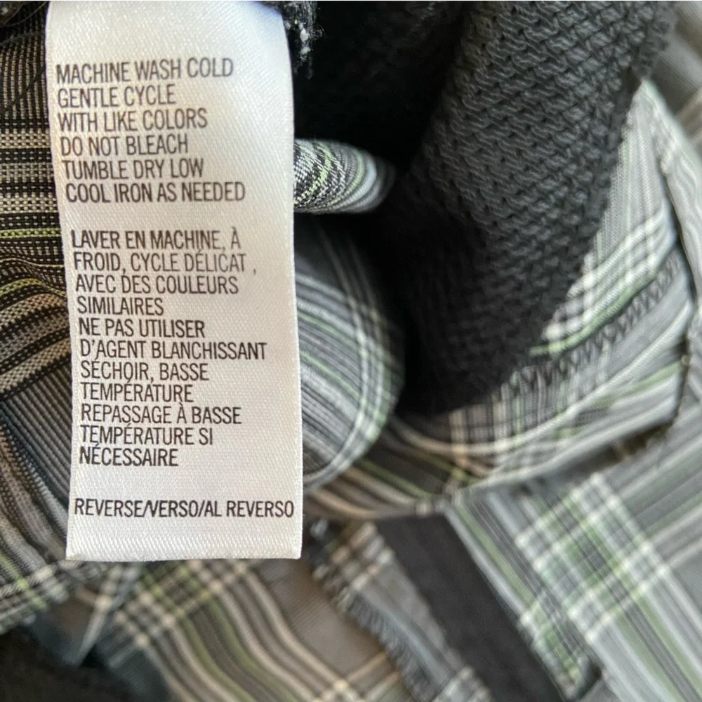 IZOD Plaid Stretch Pants Size 10 Black Grey Straight Leg Travel Golf EUC - Picture 4 of 8